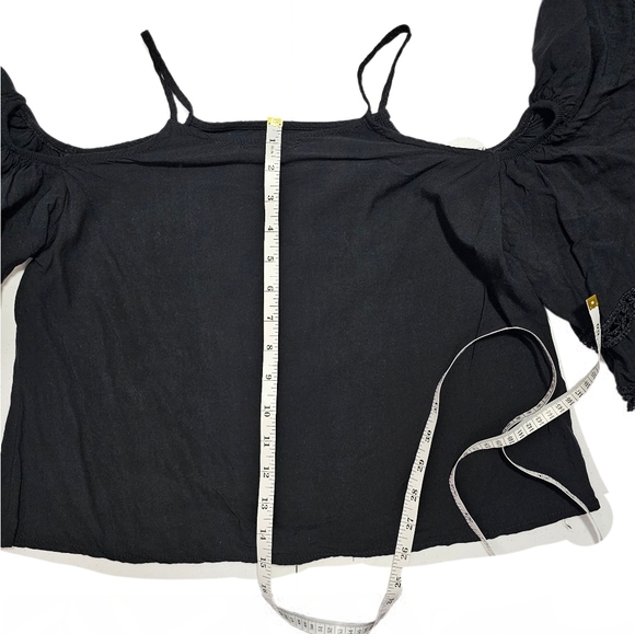 Vivid Importers Off The Shoulder Flare Bell Sleeve Boho Crochet Tank - Picture 8 of 8